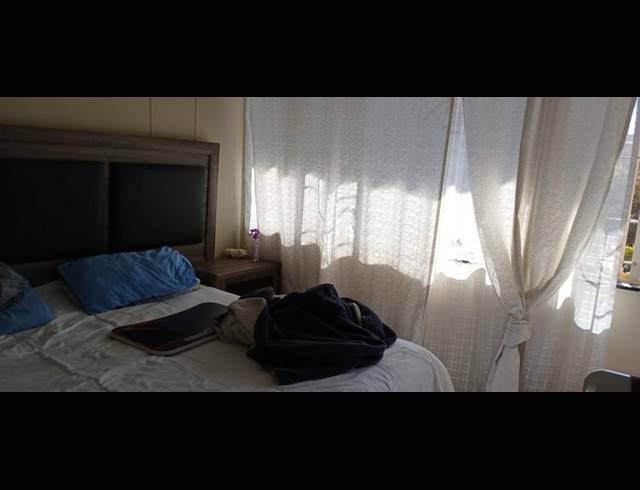 2 BEDROOM APARTMENT FOR SALE IN SUNNYSIDE